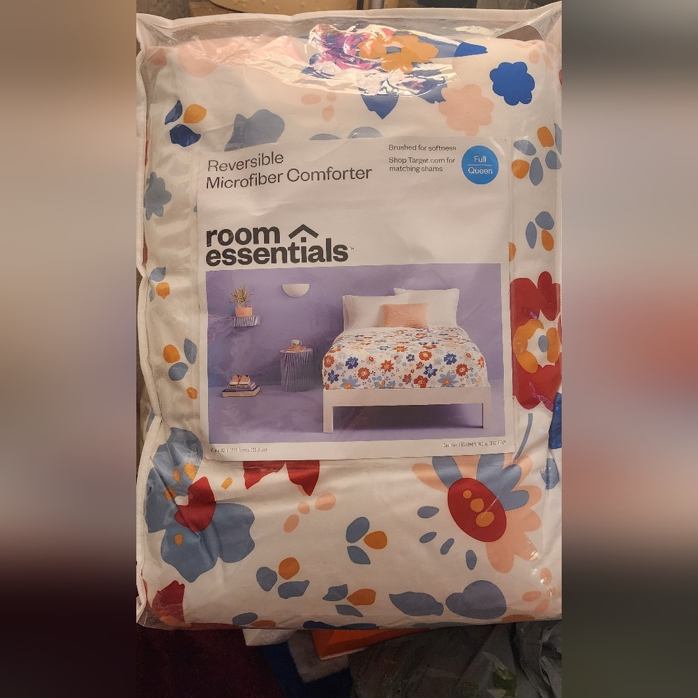 Reversible Microfiber Comforter